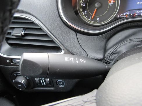 Used 2022 Jeep Cherokee Trailhawk w/ Premium Leather Package image 22