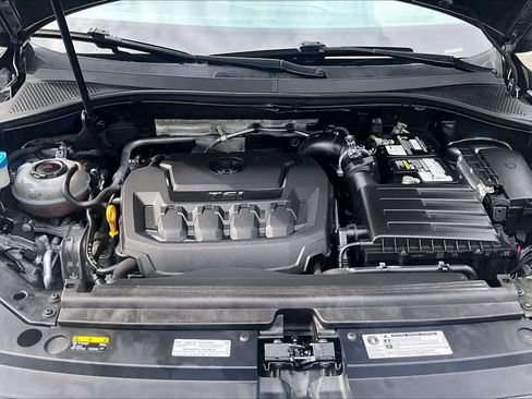 Used 2018 Volkswagen Tiguan SEL FWD image 30