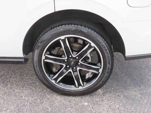 Certified 2021 Ford Expedition Limited image 16