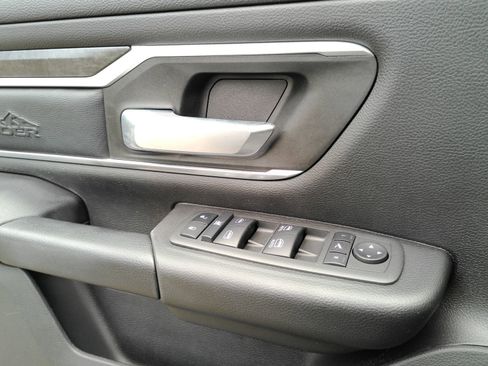 Used 2023 RAM 1500 Big Horn AWD/4WD image 22