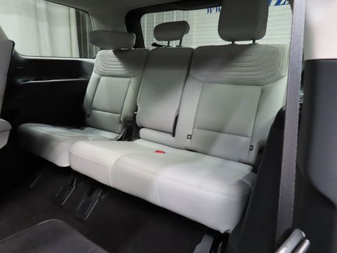 Used 2025 Ford Expedition Platinum w/ Platinum Ultimate Package image 12