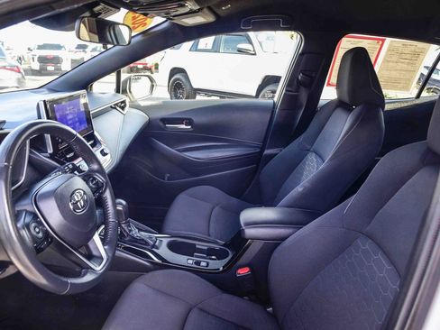 Certified 2025 Toyota Corolla SE image 21
