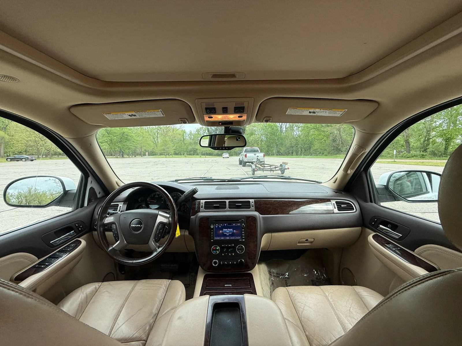 Used 2008 GMC Yukon XL Denali AWD/4WD image 16