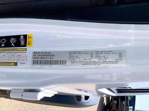 Used 2024 Jeep Wrangler Sport S image 37