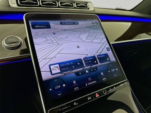 Used 2023 Mercedes-Benz S 500 4MATIC image 10