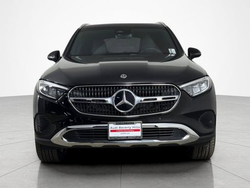 Used 2025 Mercedes-Benz GLC 300 image 8