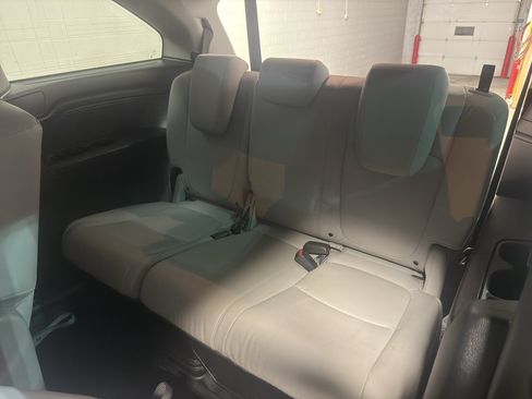 Used 2018 Honda Odyssey EX-L image 27