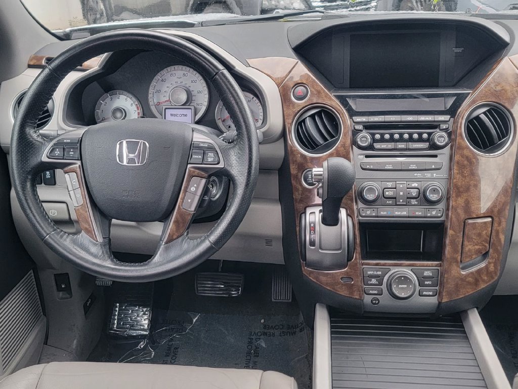 Used 2015 Honda Pilot Touring image 18