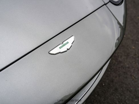 Used 2002 Aston Martin Vanquish RWD image 58