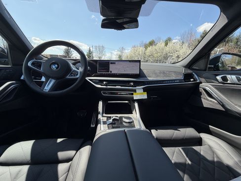 New 2026 BMW X6 xDrive40i AWD/4WD image 18