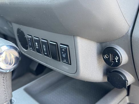 Used 2019 Nissan Frontier SV w/ Value Truck Package RWD image 18