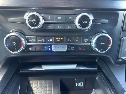Used 2023 Ford F250 Lariat w/ Lariat Ultimate Package image 21