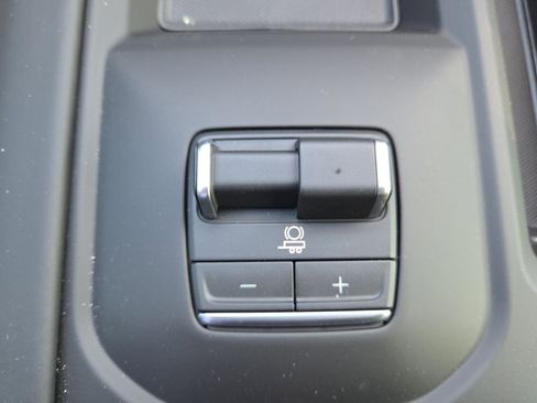 New 2026 GMC Sierra 2500 Denali Ultimate w/ LPO, Black Badging Package image 12