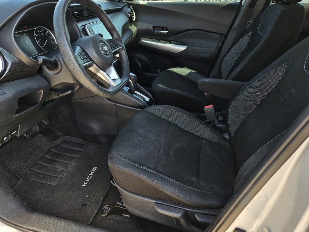 Certified 2019 Nissan Kicks SV FWD image 14