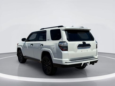 Used 2019 Toyota 4Runner Limited AWD/4WD image 3