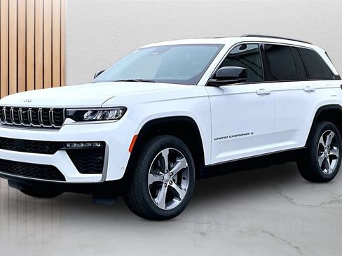 New 2026 Jeep Grand Cherokee Limited w/ Luxury Tech Group II AWD/4WD image 4