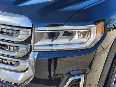 Used 2020 GMC Acadia AT4 w/ Driver Alert Package II image 8