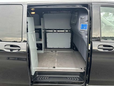 Used 2016 Mercedes-Benz Metris image 17