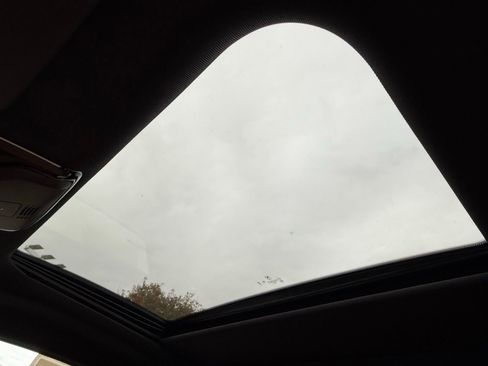 Used 2025 BMW 430i Coupe w/ M Sport Package image 22