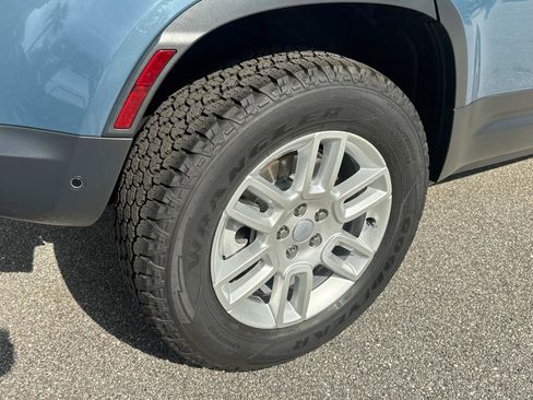 Certified 2025 Land Rover Defender 110 S image 6