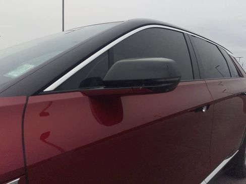 Certified 2024 Cadillac Lyriq Luxury AWD/4WD image 12