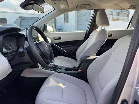 Used 2024 Toyota Corolla Cross L AWD/4WD image 15