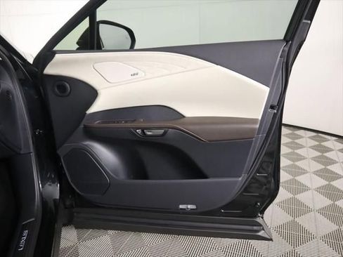 New 2026 Lexus RX 450h AWD image 26