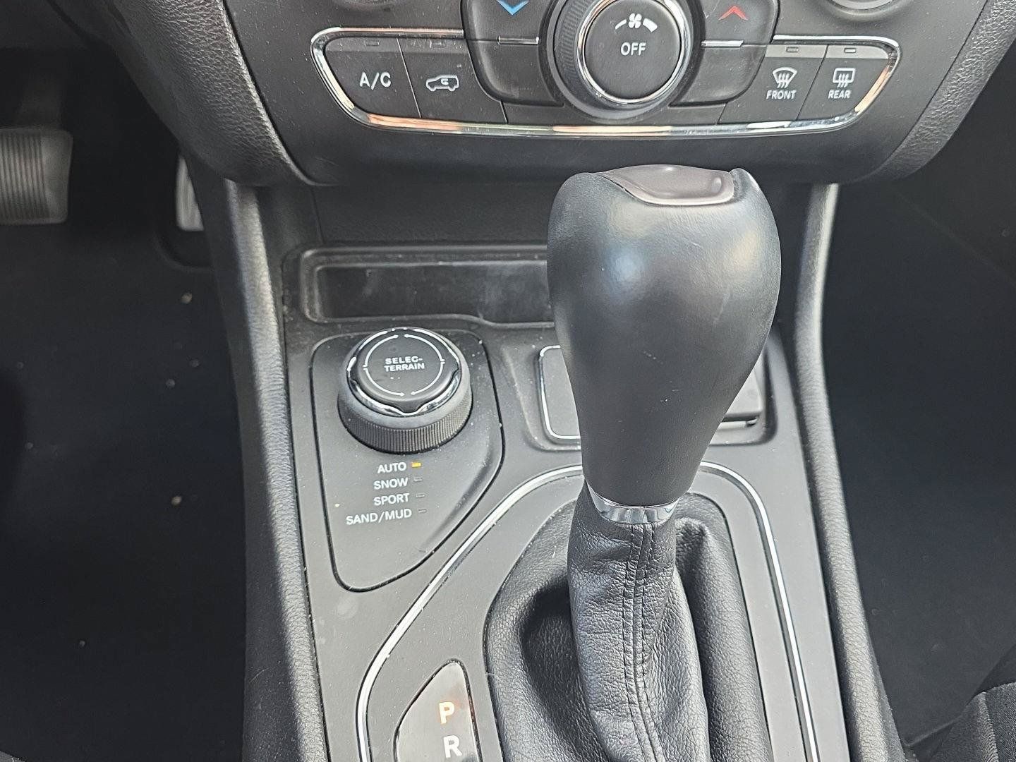 Used 2021 Jeep Cherokee Latitude Lux AWD/4WD image 20