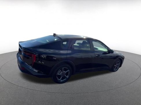 Used 2025 Kia K4 FWD image 14