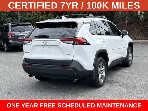Used 2024 Toyota RAV4 XLE w/ Convenience Package FWD image 2