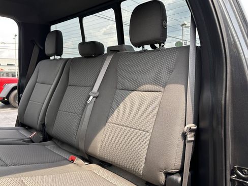 Used 2019 Ford F150 XLT w/ Equipment Group 302A Luxury AWD/4WD image 32