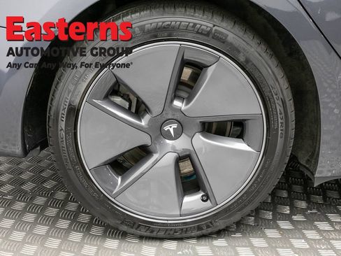 Used 2023 Tesla Model 3 Standard Range RWD image 27