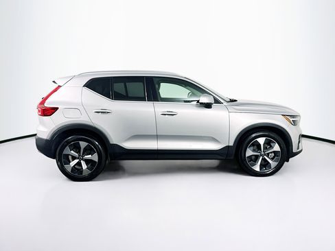 Used 2023 Volvo XC40 B5 Plus w/ Protection Package Premier image 10