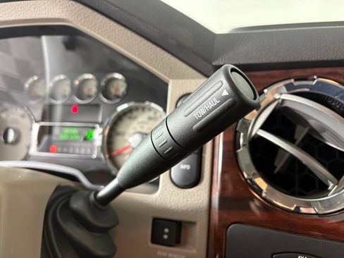 Used 2010 Ford F350 4x4 Crew Cab Super Duty image 20