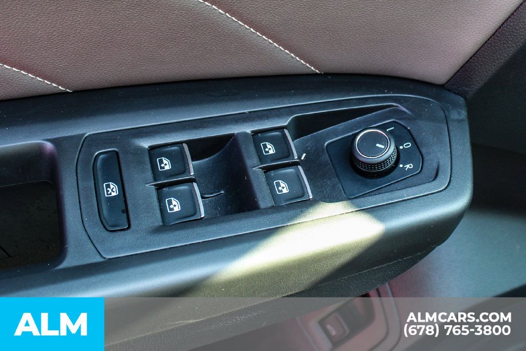 Used 2022 Volkswagen Atlas SE w/ Panoramic Sunroof Package FWD image 38