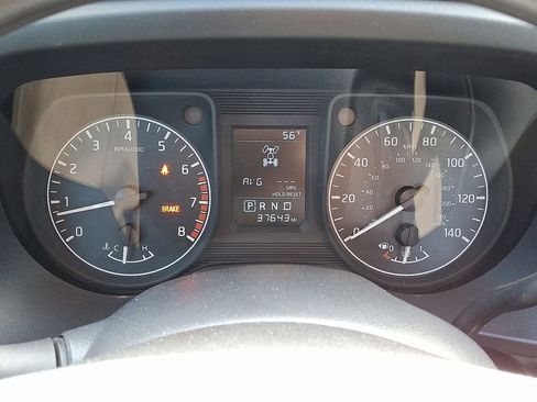 Used 2017 Nissan Titan S image 21