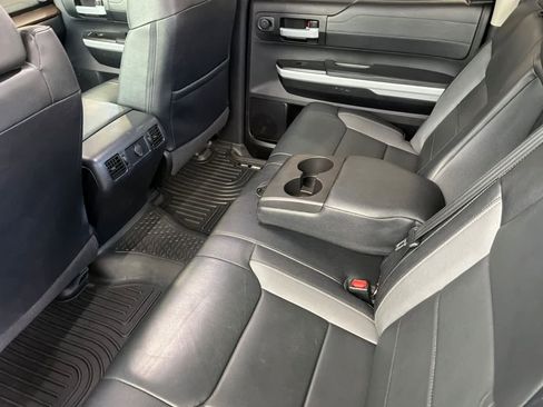 Used 2020 Toyota Tundra Limited w/ Limited Premium Package AWD/4WD image 4