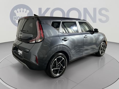 Used 2025 Kia Soul EX FWD image 7