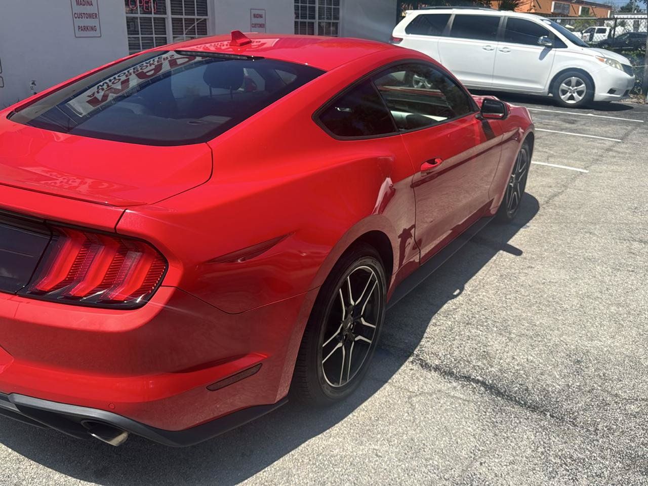 Used 2021 Ford Mustang Premium RWD image 8