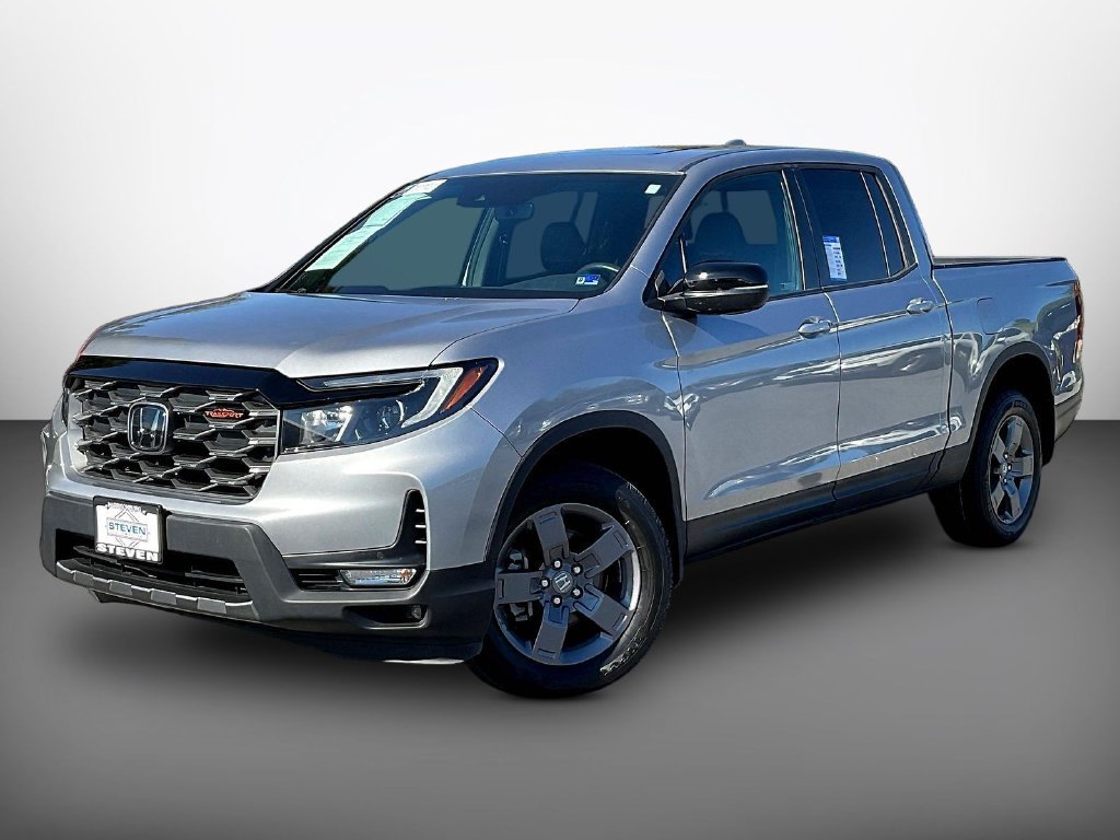 Certified 2024 Honda Ridgeline TrailSport image 3