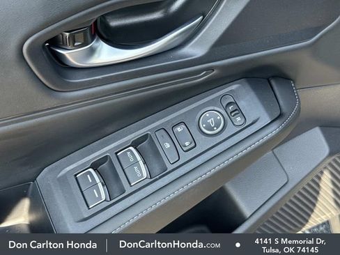 Used 2025 Honda Accord Sport image 12