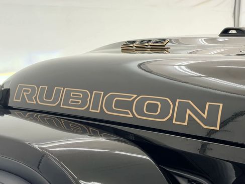 Used 2024 Jeep Wrangler Unlimited Rubicon 392 image 13