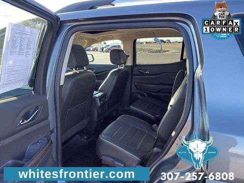 Used 2021 GMC Acadia Denali w/ Denali Technology Package image 15