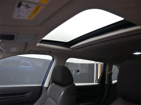 Used 2024 Honda CR-V EX image 10