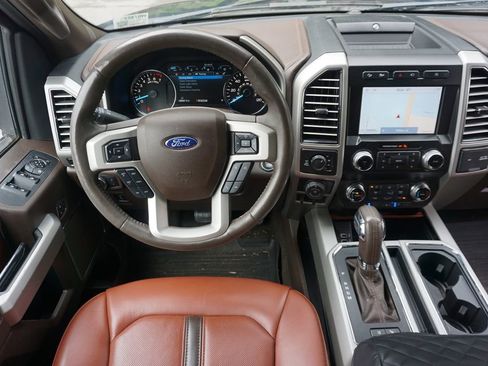 Used 2019 Ford F150 King Ranch w/ Equipment Group 601A Luxury AWD/4WD image 5