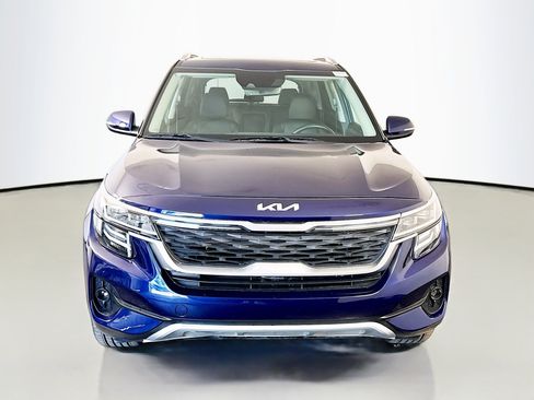 Used 2024 Kia Seltos SX w/ SX Sunroof Package AWD/4WD image 2