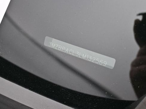 Used 2020 MAZDA MAZDA3 Sedan w/ Select Package FWD image 44