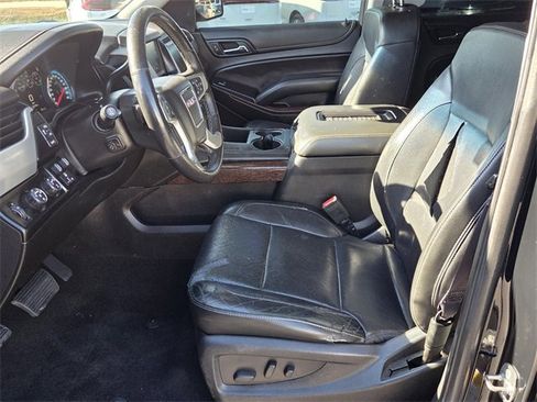 Used 2017 GMC Yukon SLT w/ Open Road Package image 4