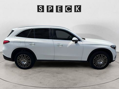 Used 2024 Mercedes-Benz GLC 300 4MATIC image 6