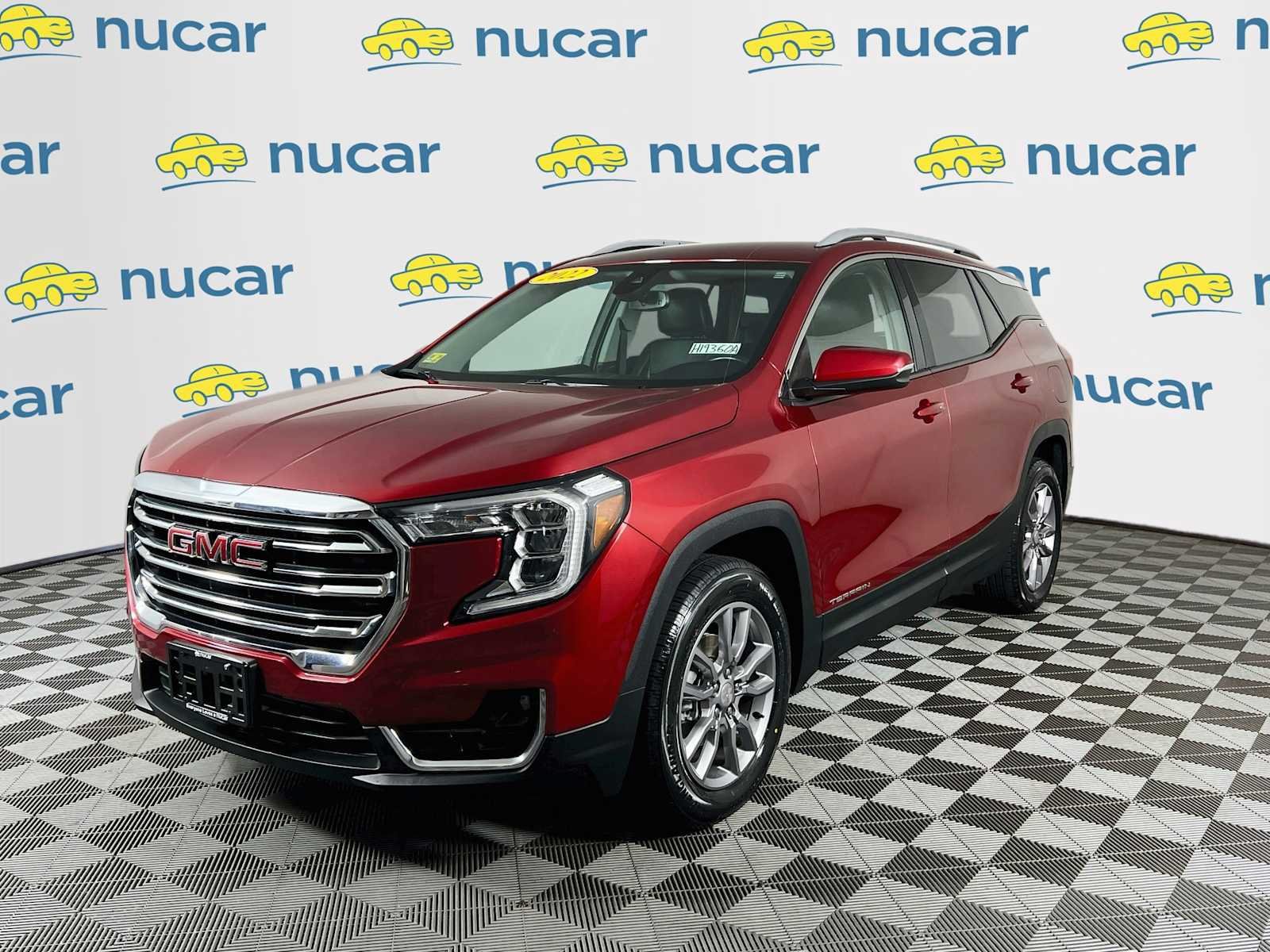 Used 2022 GMC Terrain SLT AWD/4WD image 3
